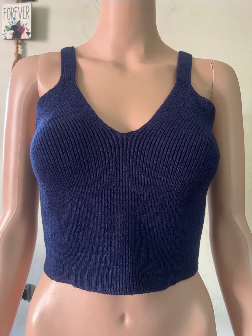 Universal Thread Navy Ribbed V-Neck Cropped Tank